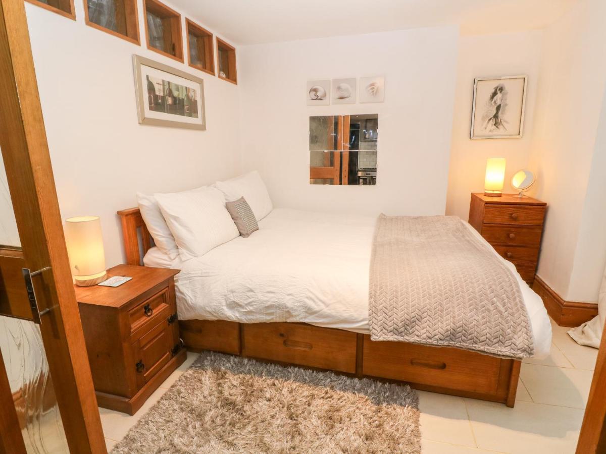 Maia House Appartamento Penryn Esterno foto
